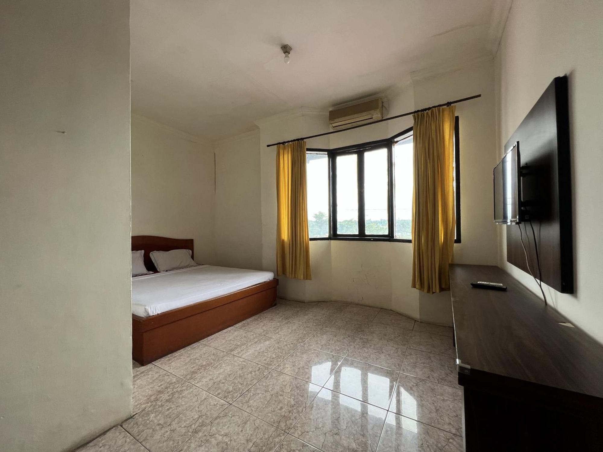 Hotel Oyo 92098 Kost Orange Syariah Macasar Exterior foto